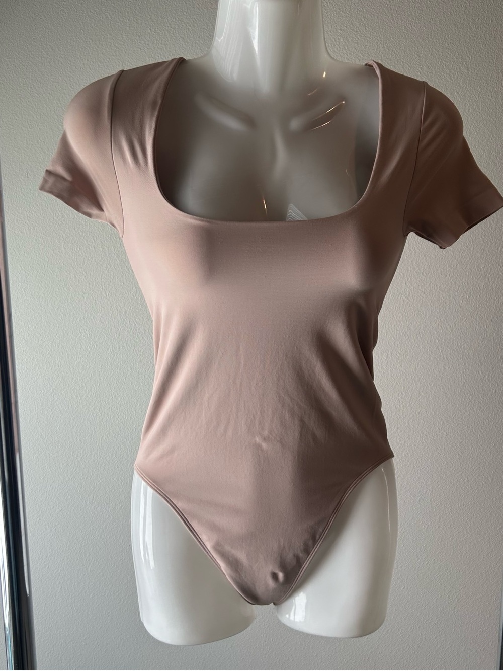 Dynamic Square Neck Short Sleeve Bodysuit One size fits most Sculpt and Smooth